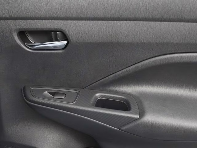 2025 Gray Sky Pearl Nissan Versa 1.6 SV FWD Sedan