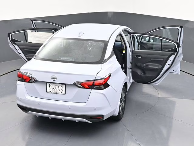 2025 Gray Sky Pearl Nissan Versa 1.6 SV FWD Sedan