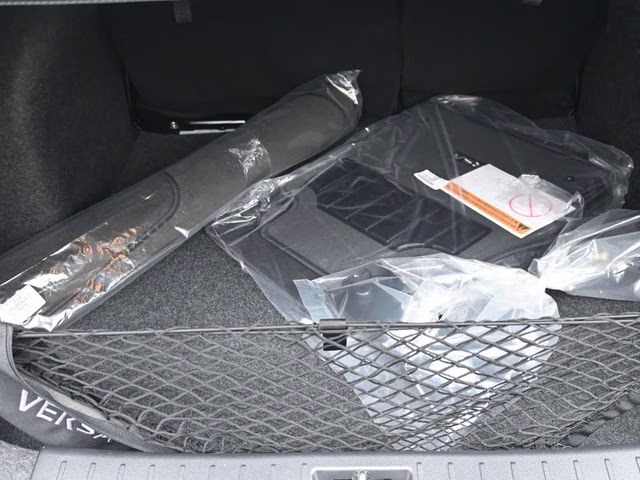 2025 Aspen White Tricoat Nissan Versa 1.6 SV FWD Sedan