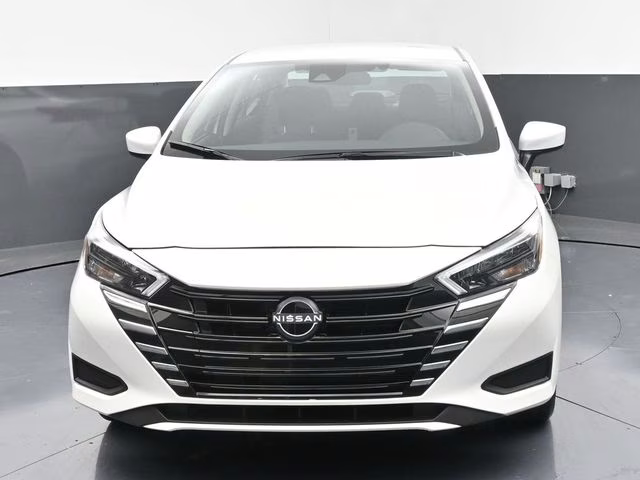2025 Aspen White Tricoat Nissan Versa 1.6 SV FWD Sedan