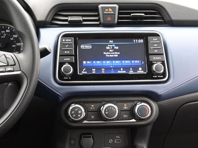 2025 Aspen White Tricoat Nissan Versa 1.6 SV FWD Sedan