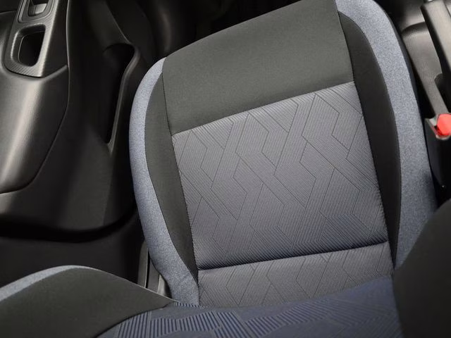 2025 Aspen White Tricoat Nissan Versa 1.6 SV FWD Sedan