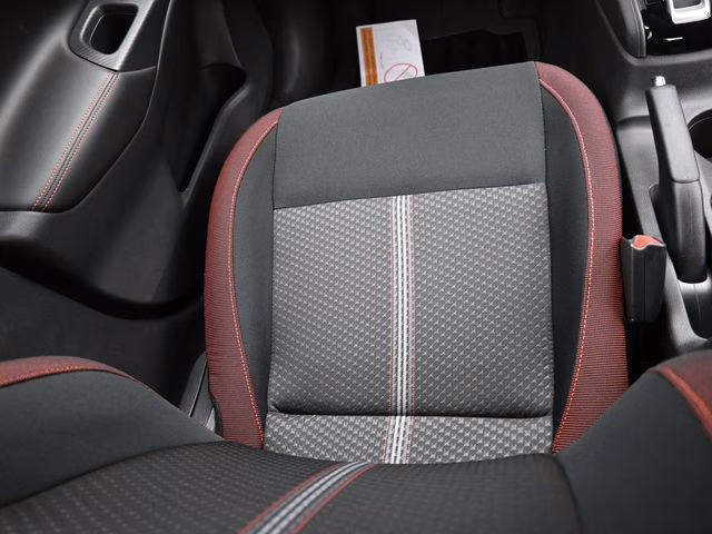 2025 Gray Sky Pearl Nissan Versa 1.6 SR FWD Sedan