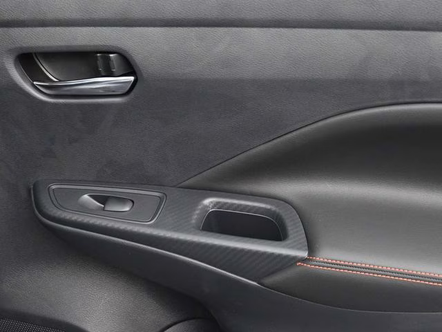 2025 Gun Metallic Nissan Versa 1.6 SR FWD Sedan