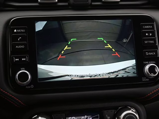 2025 Aspen White Tricoat Nissan Versa 1.6 SR FWD Sedan