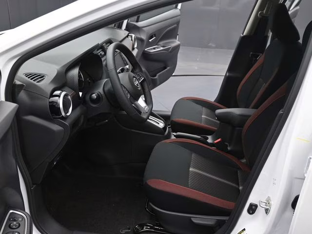 2025 Aspen White Tricoat Nissan Versa 1.6 SR FWD Sedan