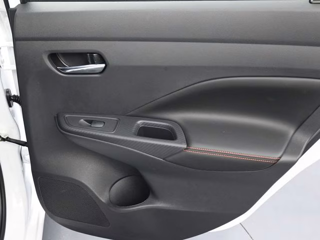 2025 Aspen White Tricoat Nissan Versa 1.6 SR FWD Sedan