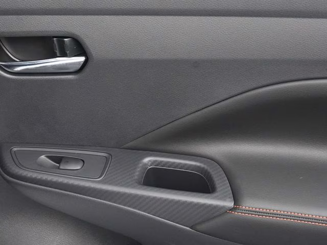 2025 Aspen White Tricoat Nissan Versa 1.6 SR FWD Sedan