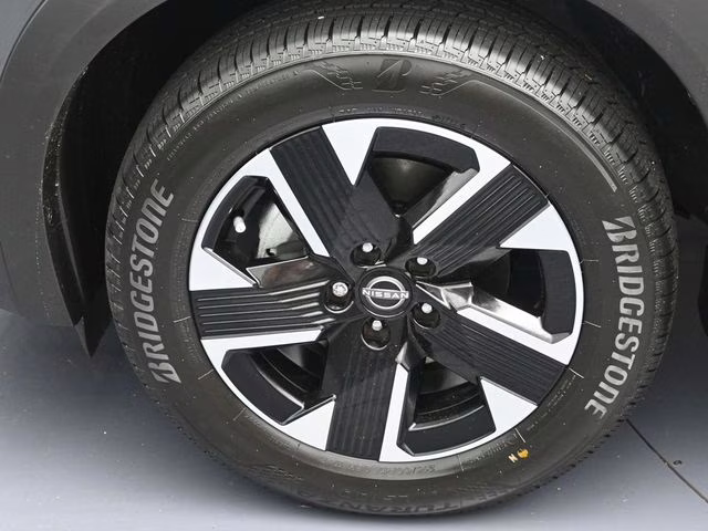 2025 Gun Metallic Nissan Kicks SV AWD SUV