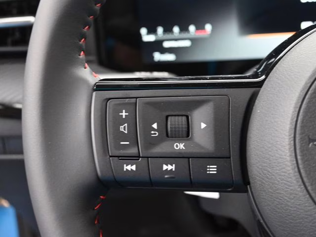 2026 Arctic Ice Blue/Black Nissan Kicks SR FWD SUV