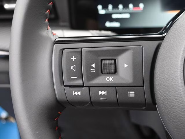 2026 Arctic Ice Blue/Black Nissan Kicks SR FWD SUV