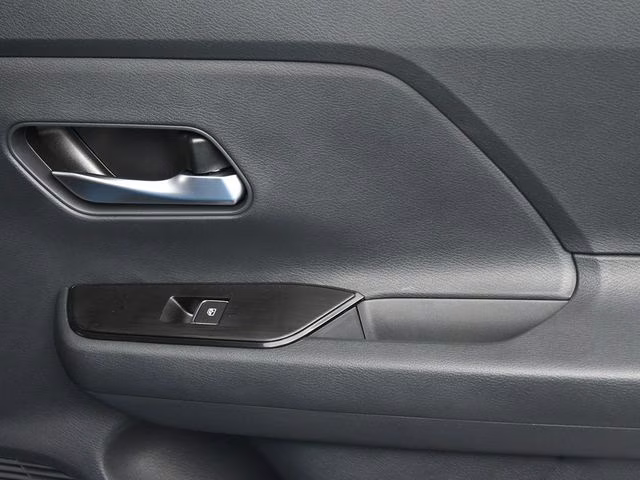 2026 Arctic Ice Blue/Black Nissan Kicks SR FWD SUV