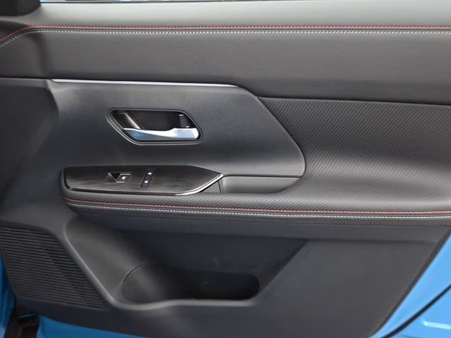 2026 Arctic Ice Blue/Black Nissan Kicks SR FWD SUV