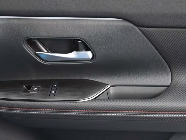 2026 Arctic Ice Blue/Black Nissan Kicks SR FWD SUV