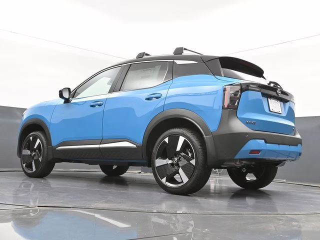 2026 Arctic Ice Blue/Black Nissan Kicks SR FWD SUV