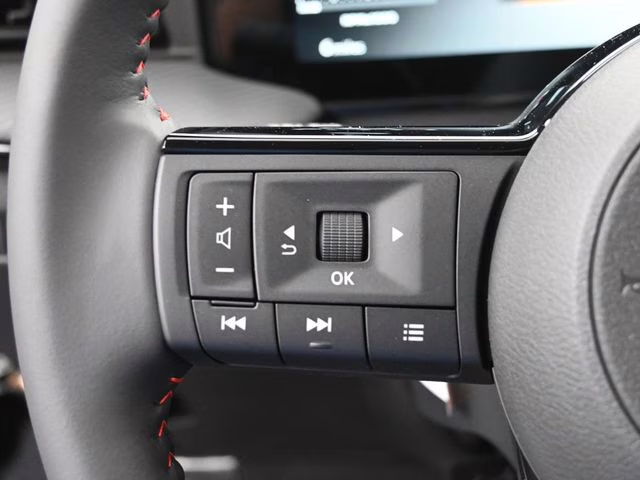 2026 Super Black Nissan Kicks SR FWD SUV