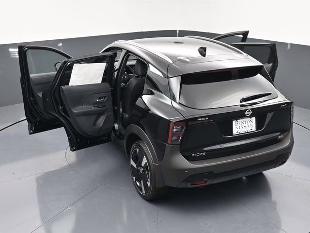 2026 Super Black Nissan Kicks SR FWD SUV