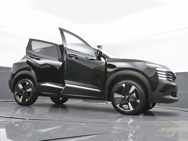 2026 Super Black Nissan Kicks SR FWD SUV
