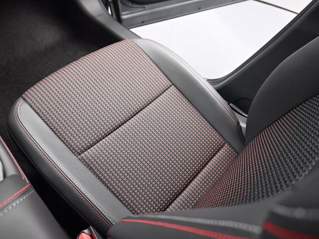 2026 Gun Metallic/Scarlet Ember Tintcoat Nissan Kicks SR FWD SUV
