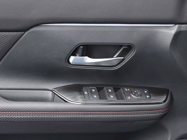 2026 Gun Metallic/Scarlet Ember Tintcoat Nissan Kicks SR FWD SUV