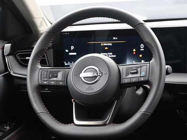 2026 Super Black Nissan Kicks SR FWD SUV