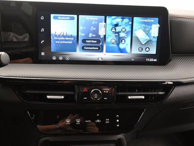 2026 Super Black Nissan Kicks SR FWD SUV