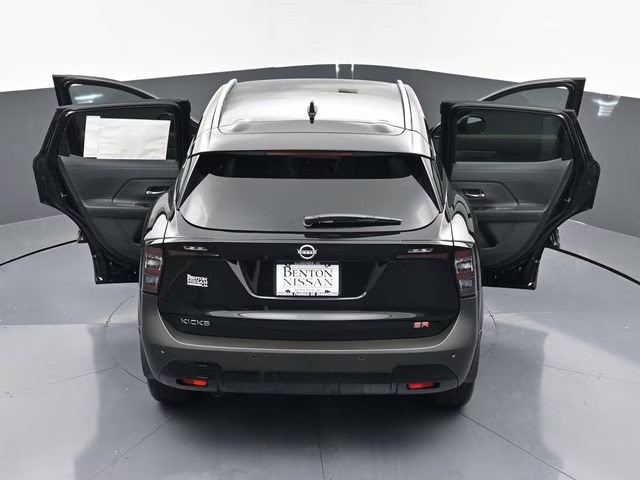 2026 Super Black Nissan Kicks SR FWD SUV