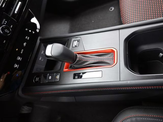 2026 Super Black Nissan Kicks SR FWD SUV