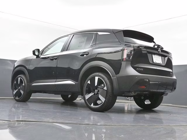 2026 Super Black Nissan Kicks SR FWD SUV