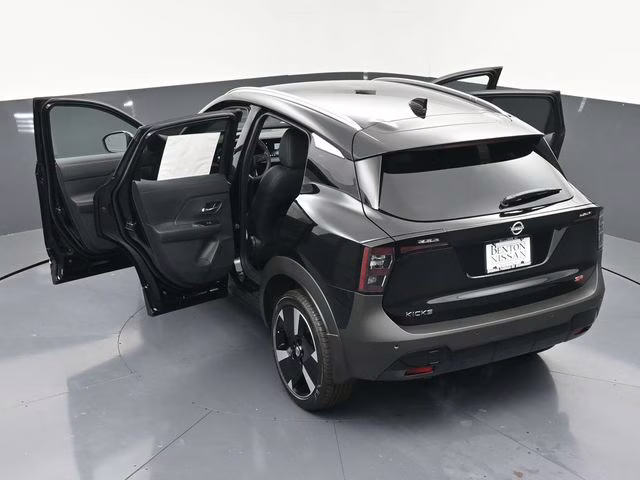 2026 Super Black Nissan Kicks SR FWD SUV