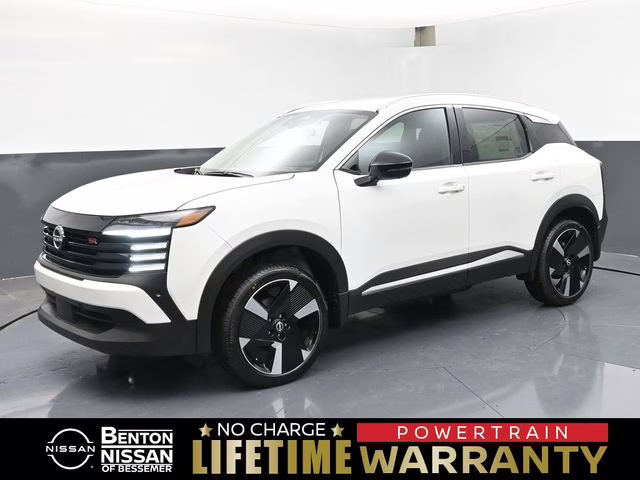 2026 Aspen White Tricoat Nissan Kicks SR FWD SUV