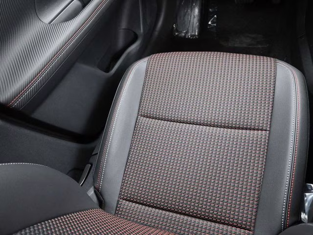 2026 Aspen White Tricoat Nissan Kicks SR FWD SUV