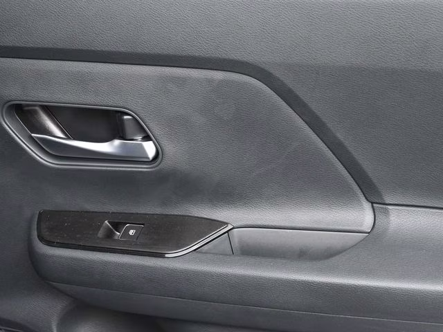 2026 Super Black Nissan Kicks SR FWD SUV