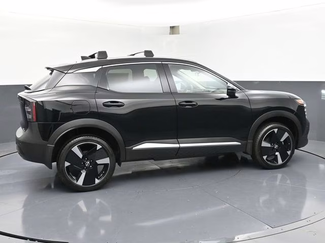 2026 Super Black Nissan Kicks SR FWD SUV