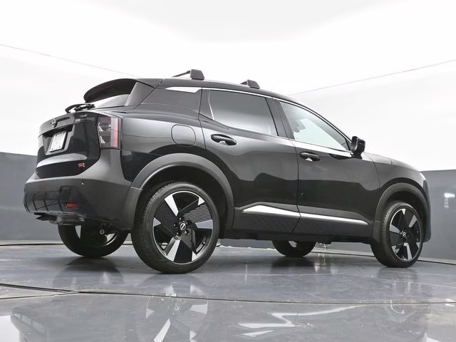 2026 Super Black Nissan Kicks SR FWD SUV