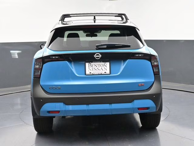 2026 Arctic Ice Blue/Black Nissan Kicks SR FWD SUV