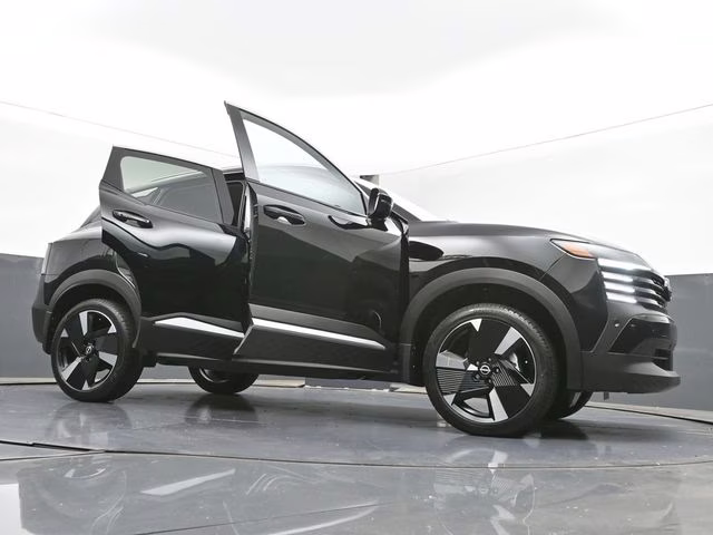 2026 Super Black Nissan Kicks SR AWD SUV