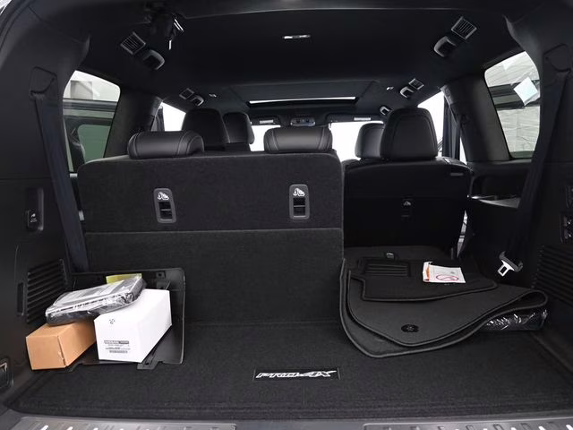 2025 Alpine Metallic Nissan Armada PRO-4X 4X4 SUV