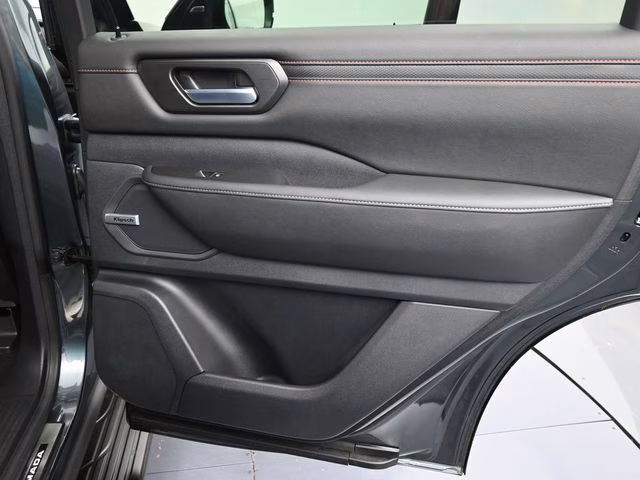 2025 Alpine Metallic Nissan Armada PRO-4X 4X4 SUV