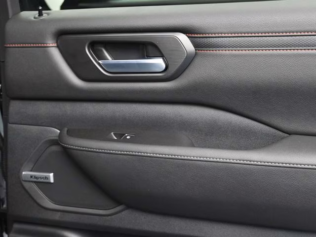 2025 Alpine Metallic Nissan Armada PRO-4X 4X4 SUV