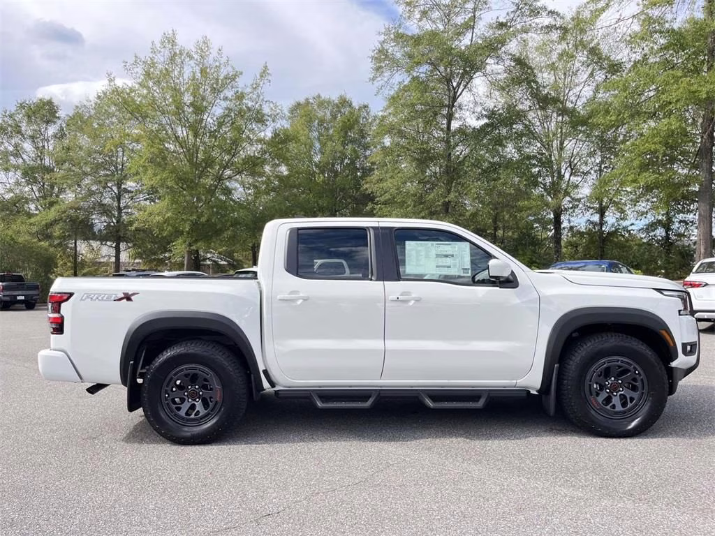 2026 Glacier White Nissan Frontier PRO-X RWD Truck