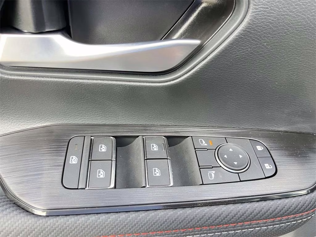 2026 Scarlet Ember Tintcoat Nissan Kicks SR FWD SUV