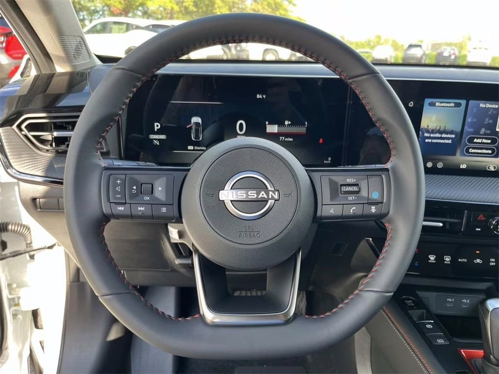 2026 Aspen White Tricoat Nissan Kicks SR FWD SUV