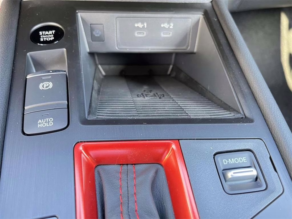 2026 Super Black Nissan Kicks SR FWD SUV