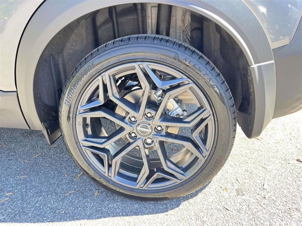 2026 Gun Metallic Nissan Kicks SR FWD SUV