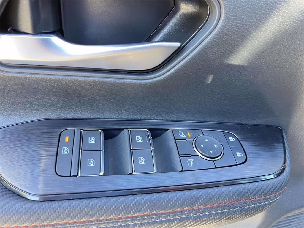 2026 Super Black Nissan Kicks SR AWD SUV