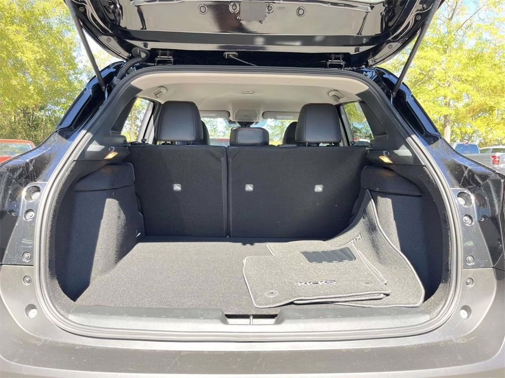 2026 Super Black Nissan Kicks SR AWD SUV