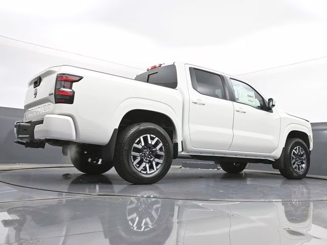 2026 Glacier White Nissan Frontier SV 4X4 Truck