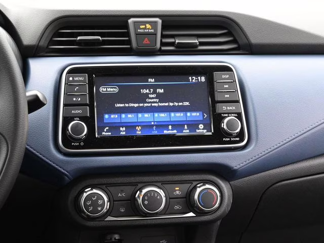 2025 Aspen White Tricoat Nissan Versa 1.6 SV FWD Sedan