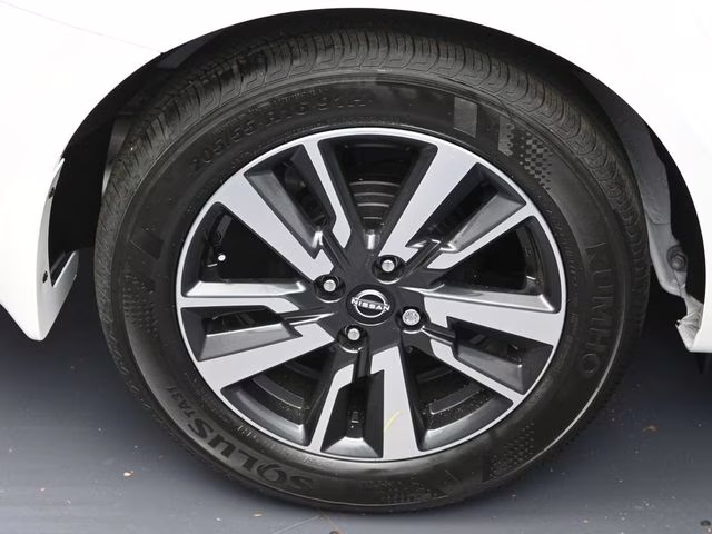 2025 Aspen White Tricoat Nissan Versa 1.6 SV FWD Sedan